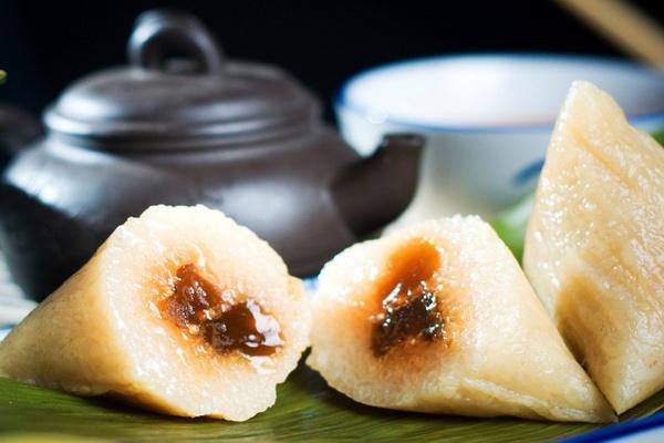 與“粽”不同，勁華機(jī)械帶您了解粽子包餡機(jī)械化制作流程